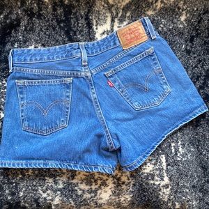 Vintage Levi’s shorts